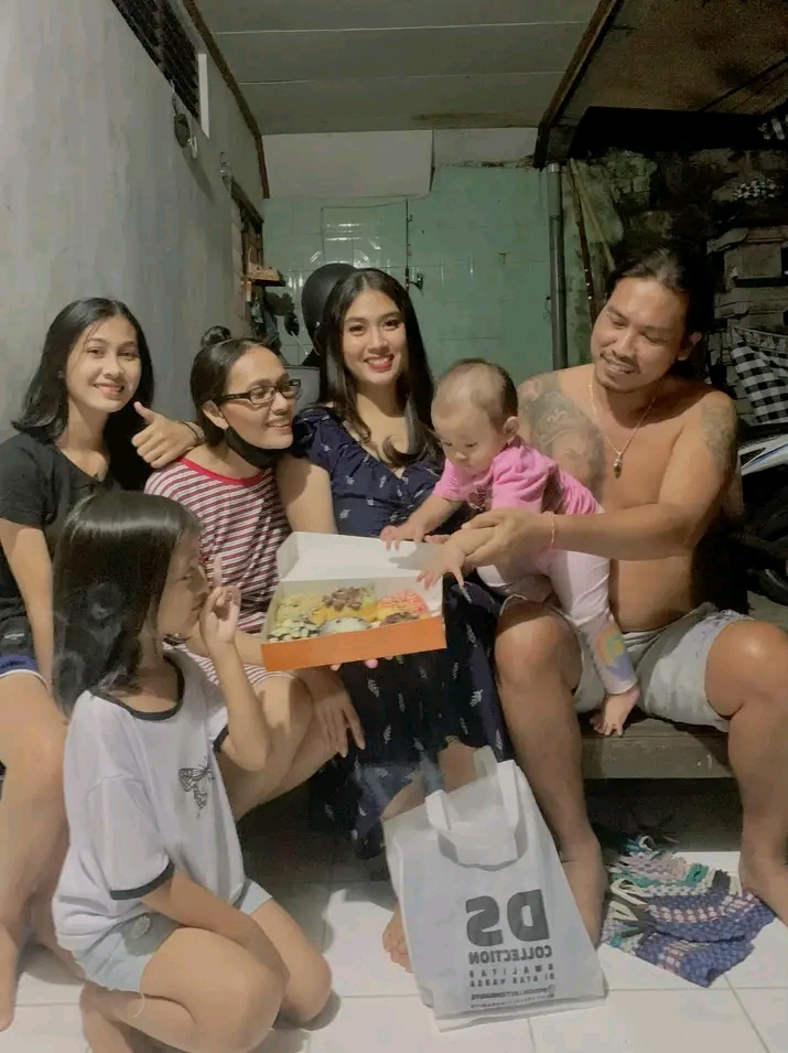 @sriayutarisa🦋