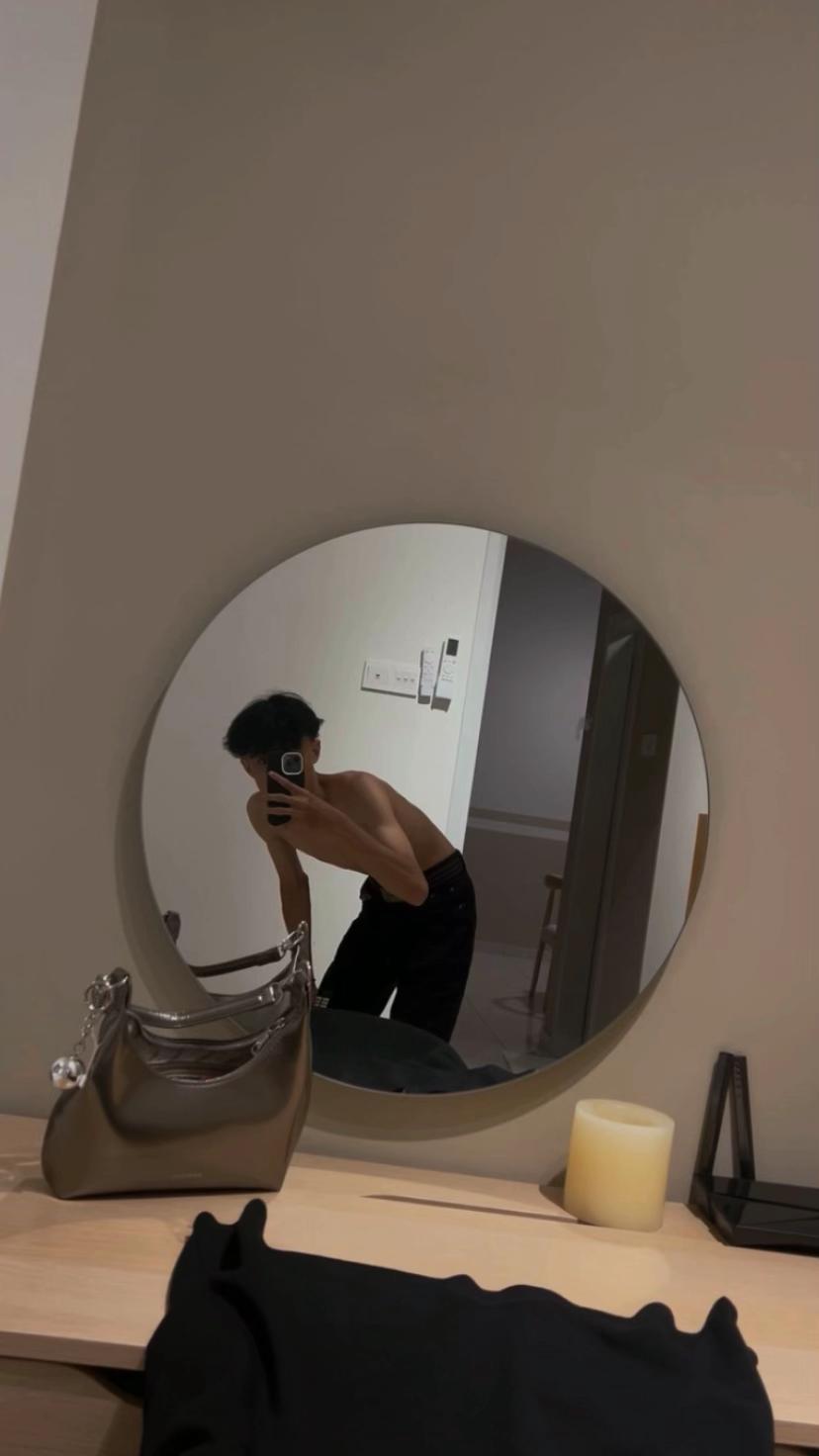 @...