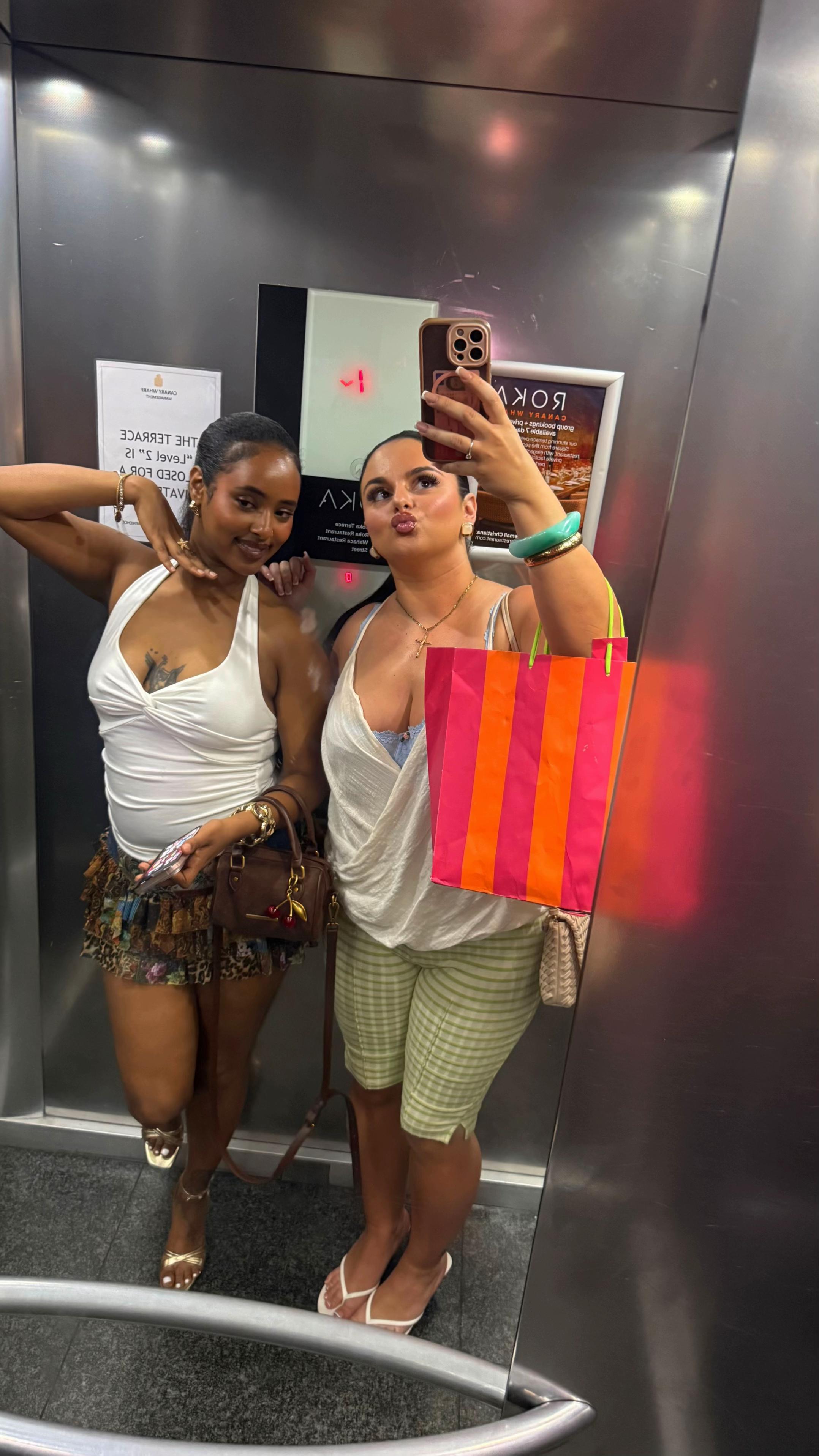 @sabrinaaprilx