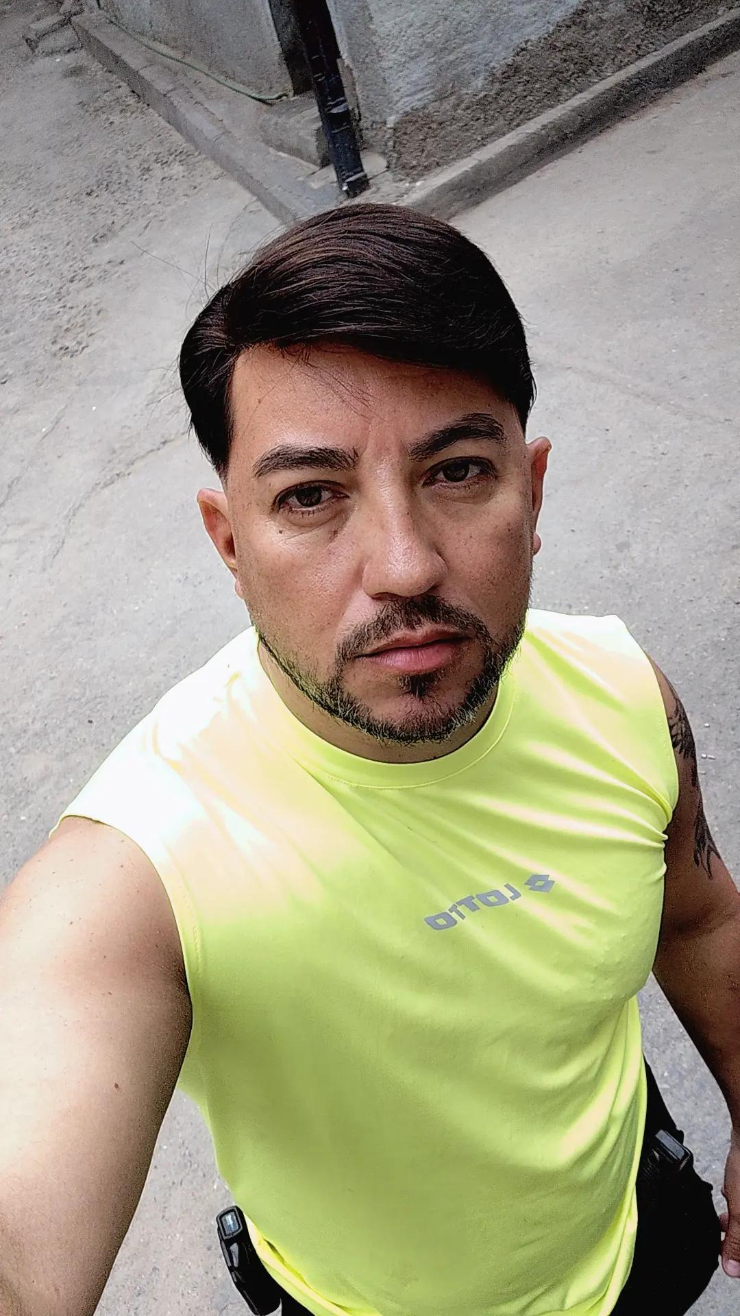 @InstructorComandoJs