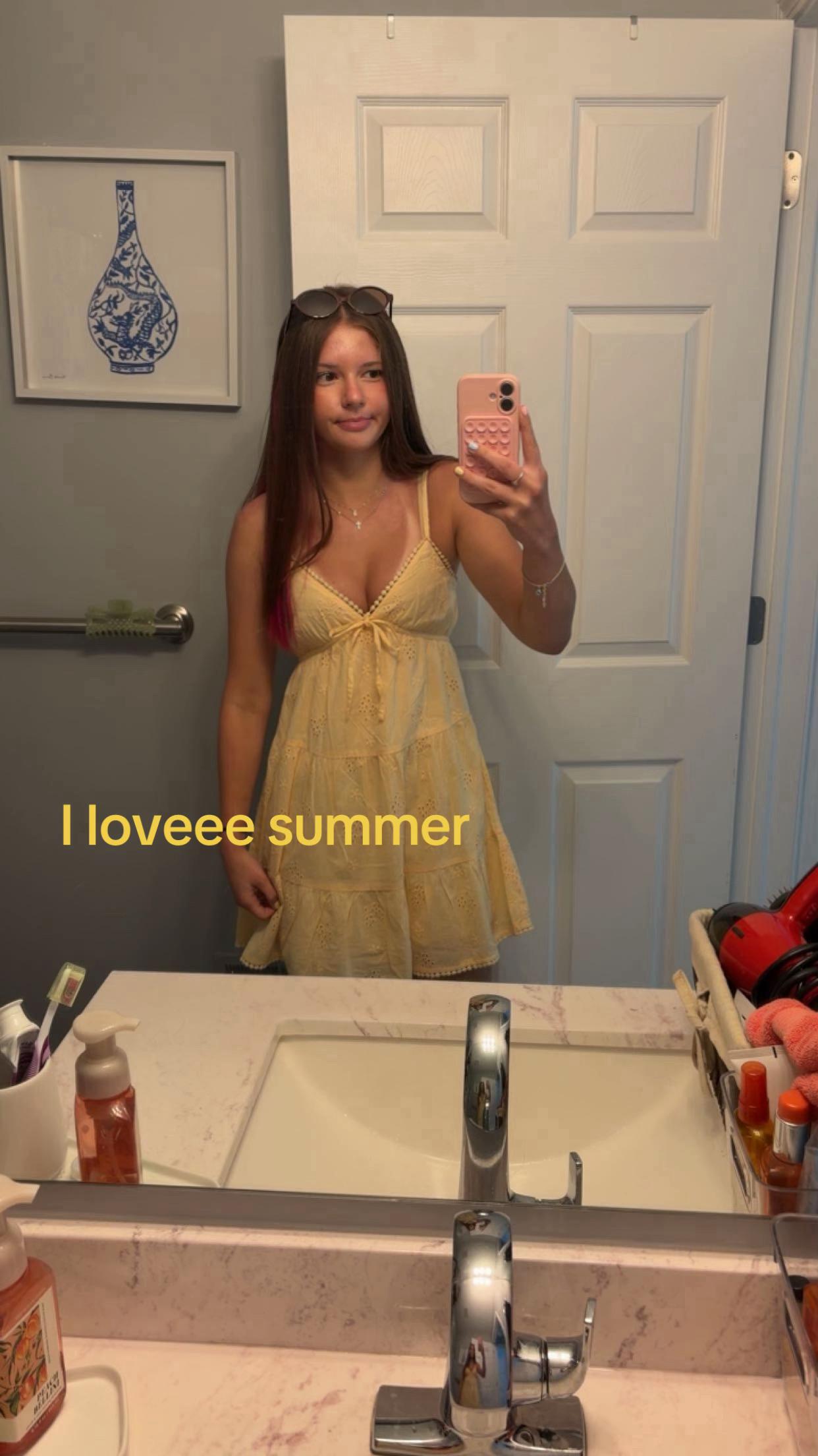 @Bella