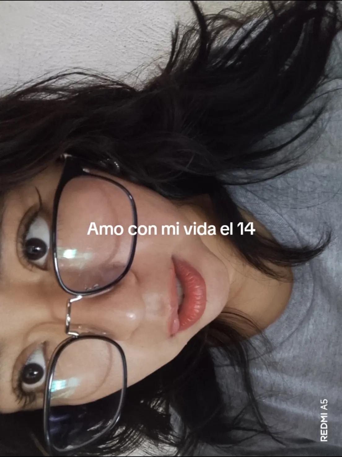 @Xochitl(Roe's Brown versión)💚