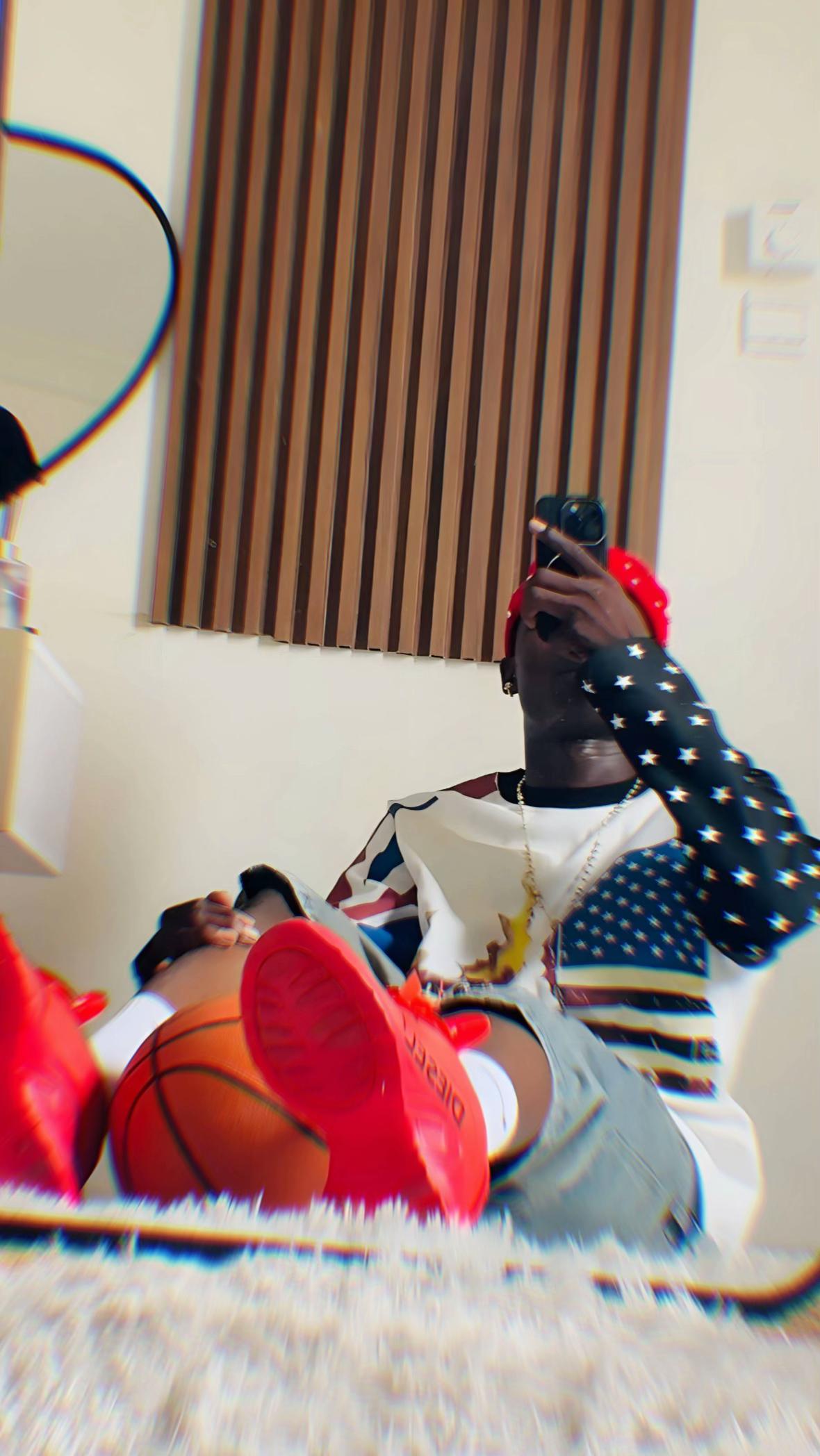 @🕷️LE P&Egrave;RE&hellip;BARON🌍✪