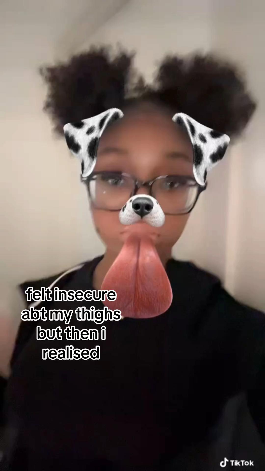@a d o m á .