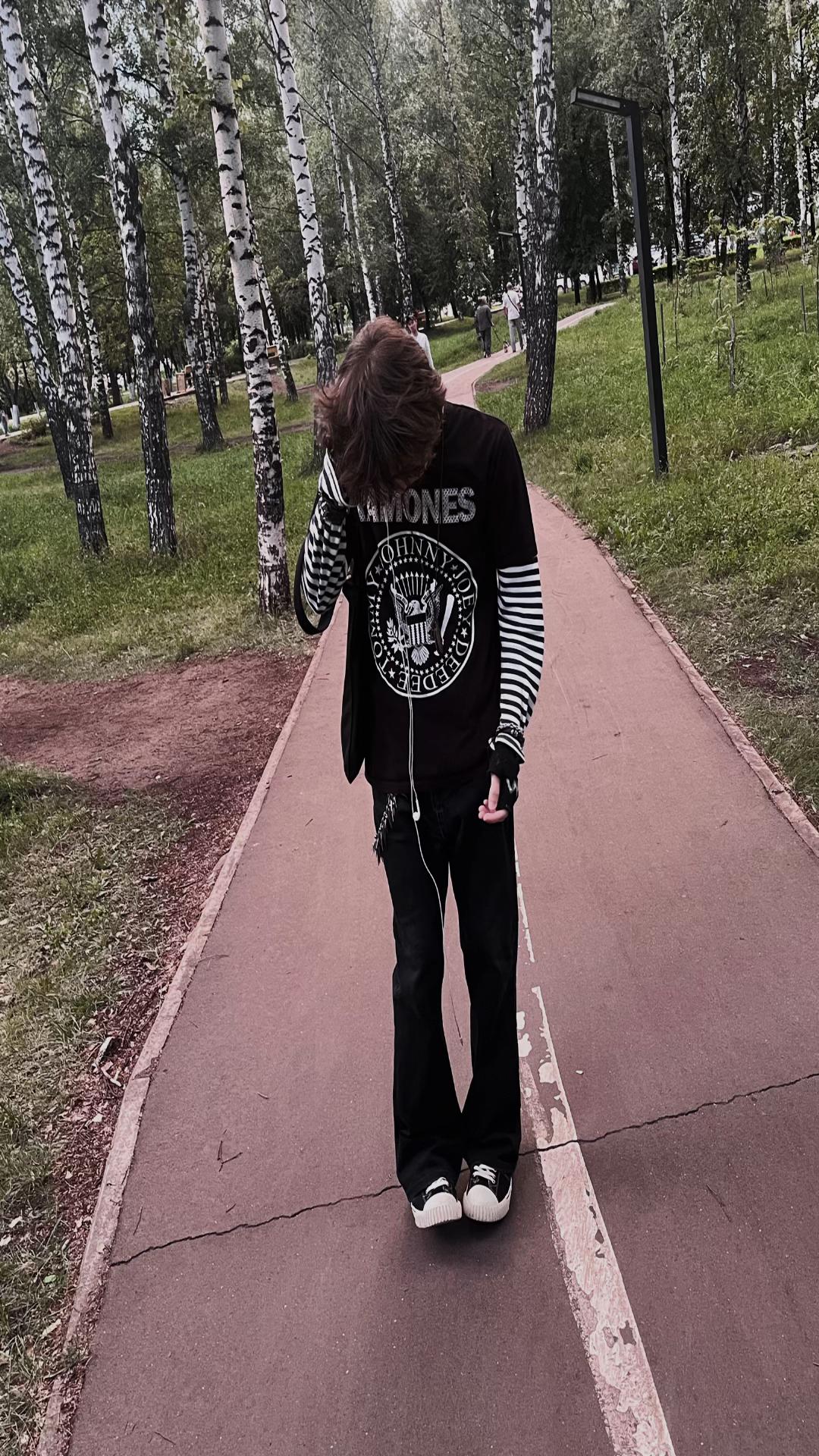 @рома анонимный