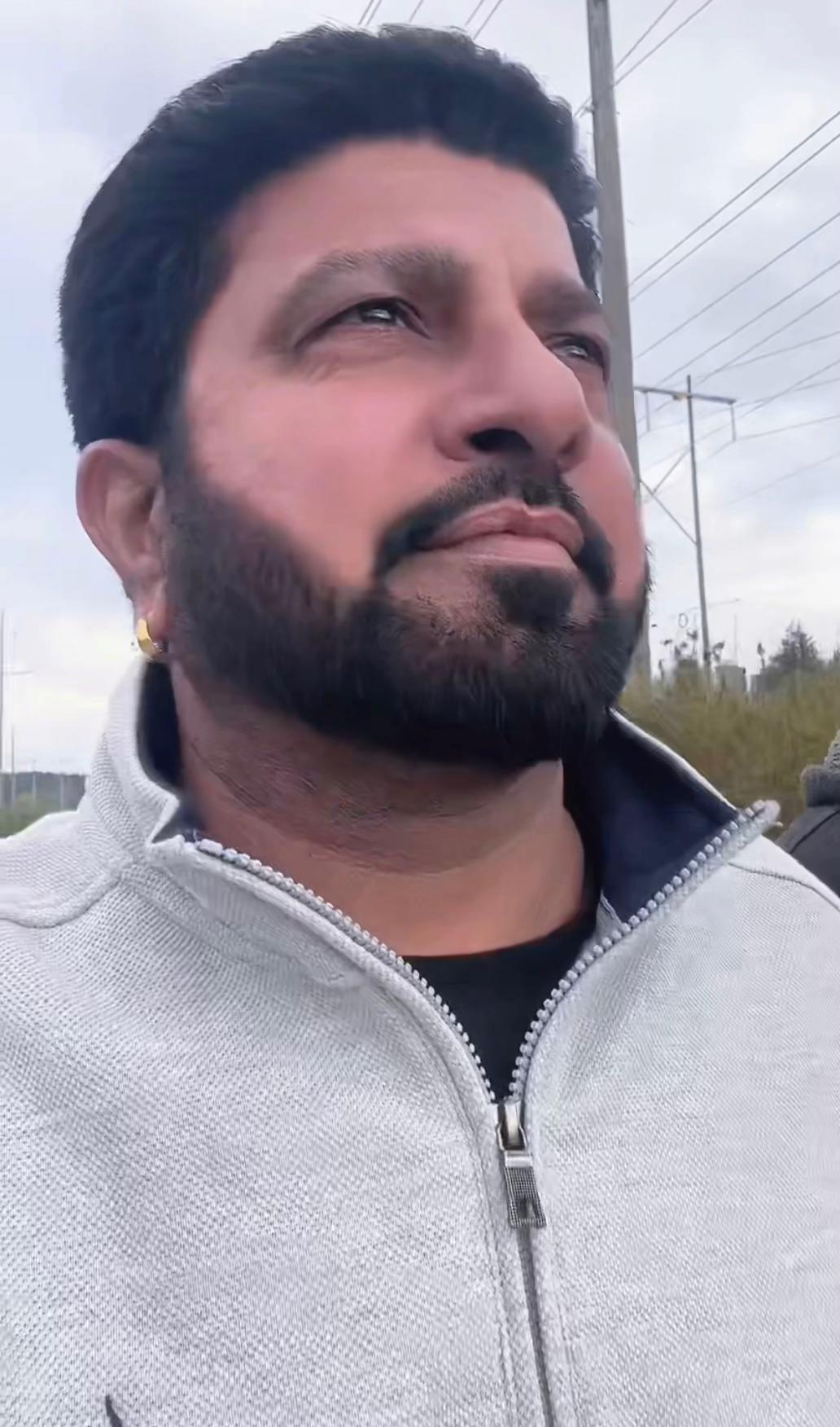 @Goggi dhaliwal