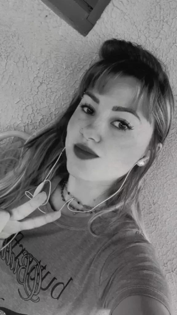 @Mi 🌻