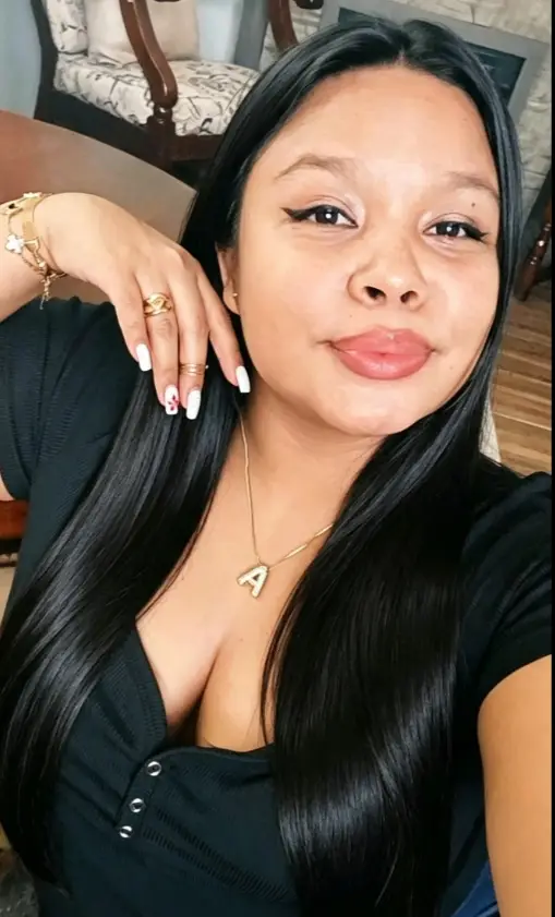 @ARELYS IVETH 🧡🖤