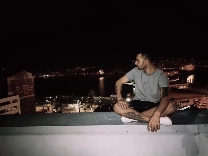 @Canyuone
