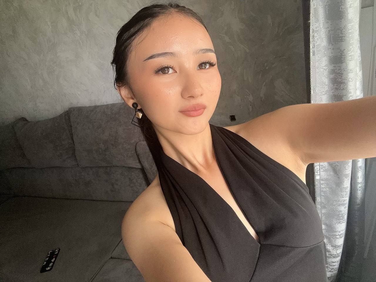 @Abdeshova