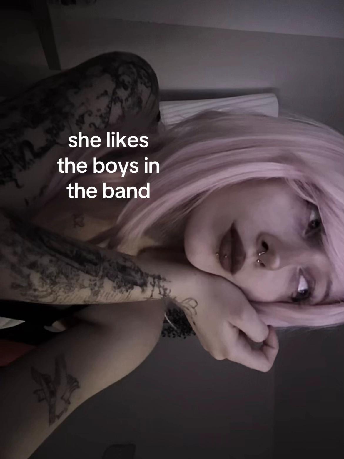 @min⁷