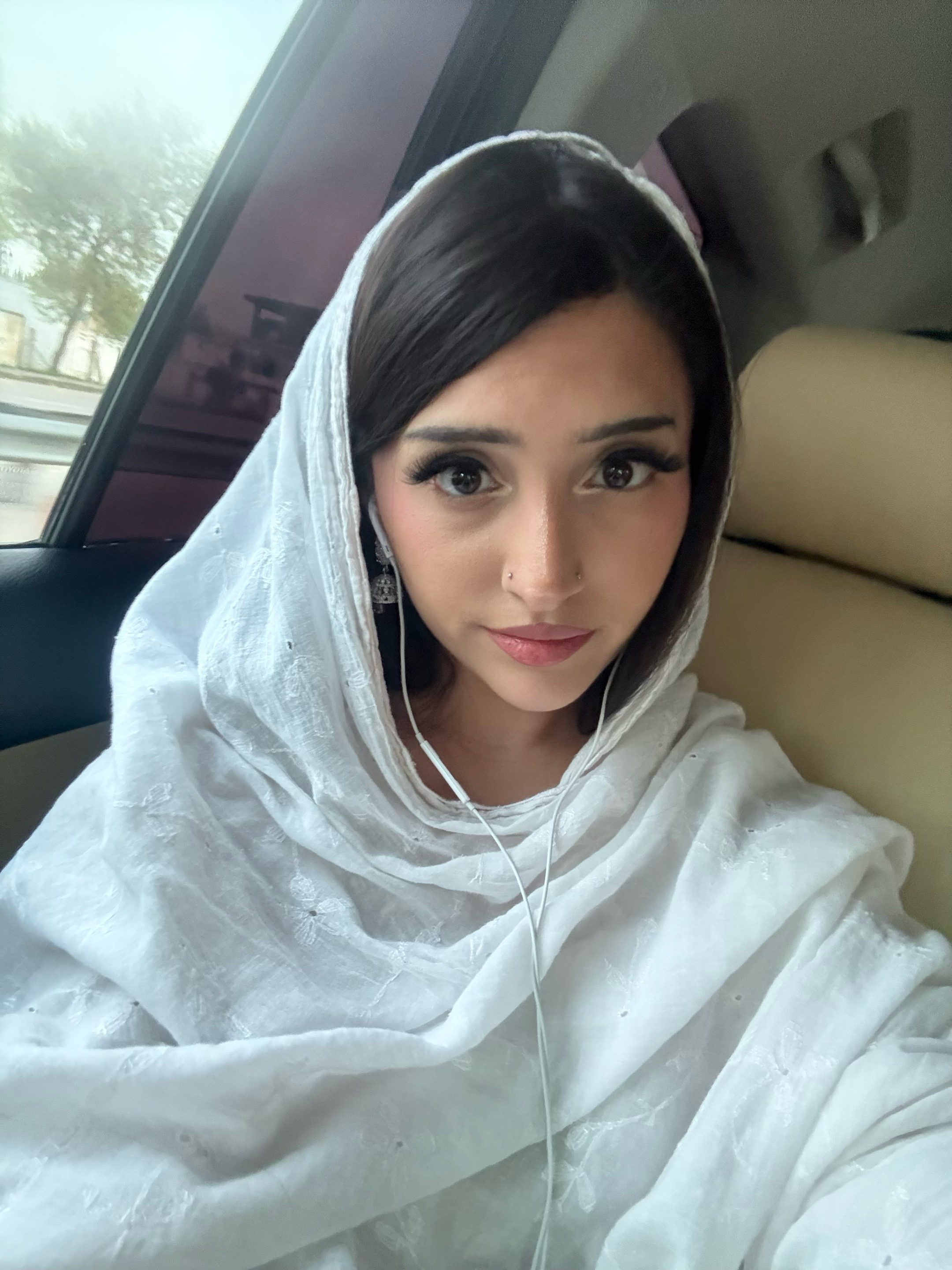 @👸🏻