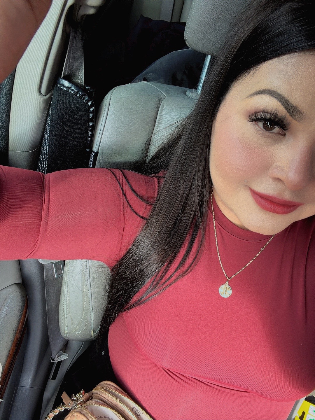 @Ana