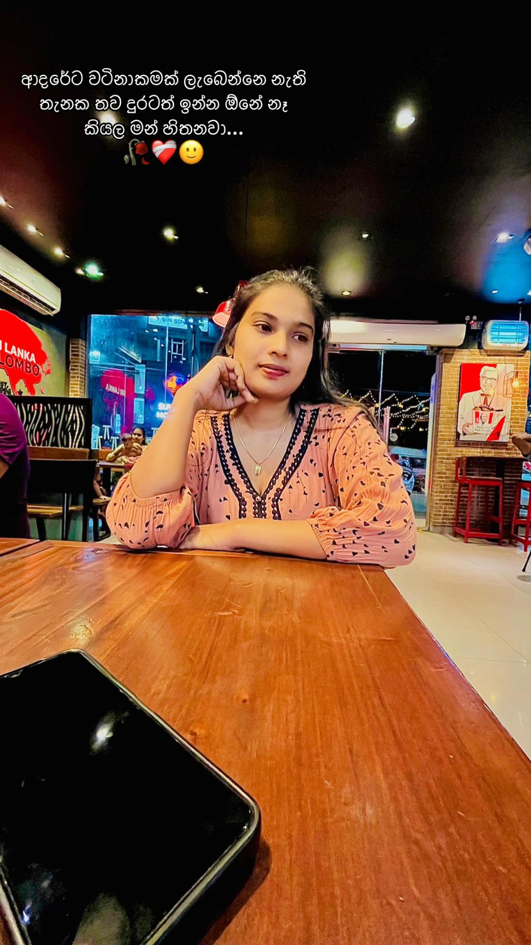 @_Deshu🥀♥️🌸