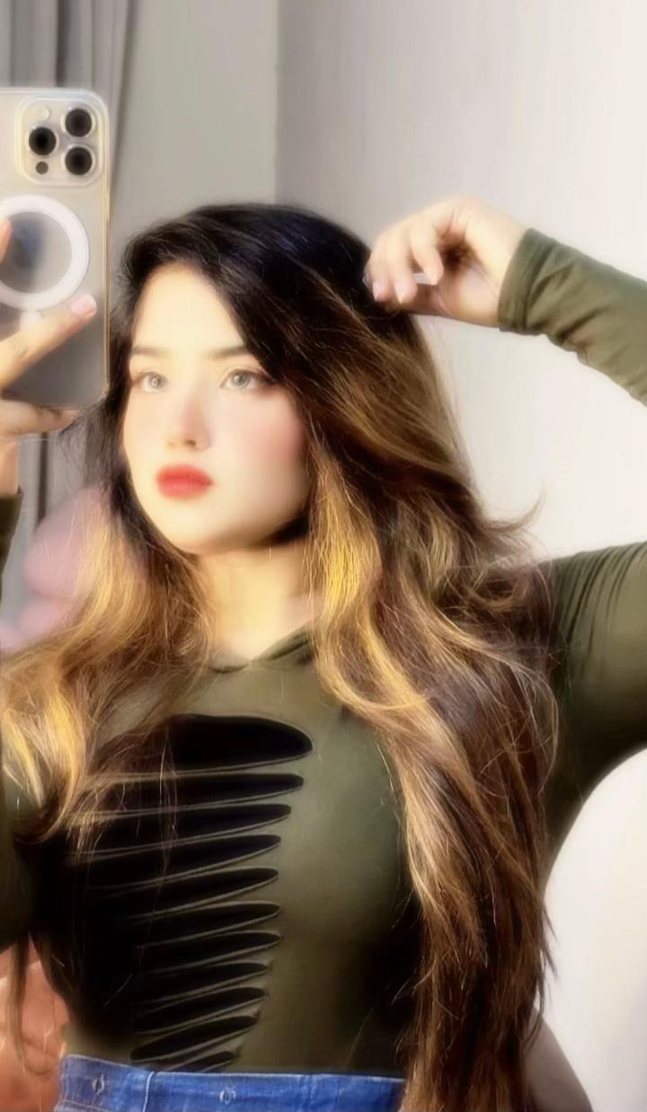 @ReeM Kh@N 🕊️