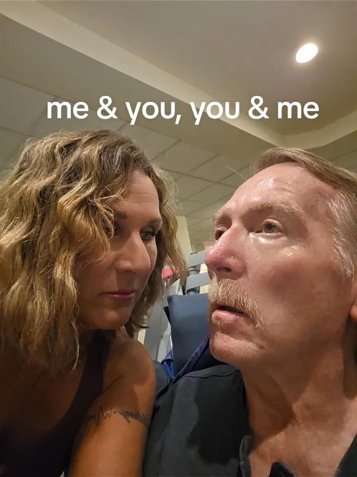 @FoxyRoxyLovesYou