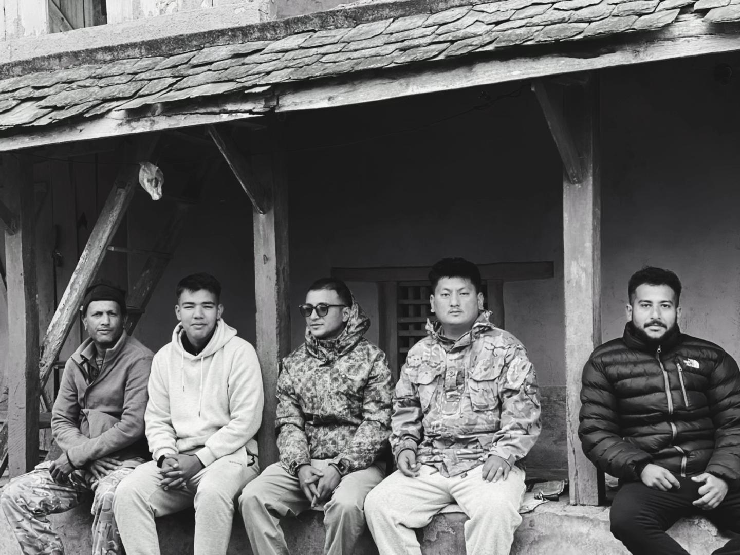 @सागर गुरुङ्