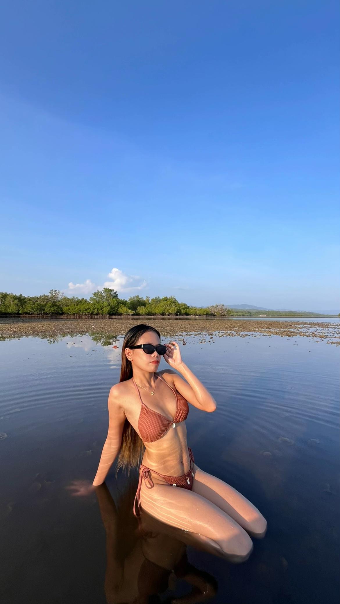 @Nica