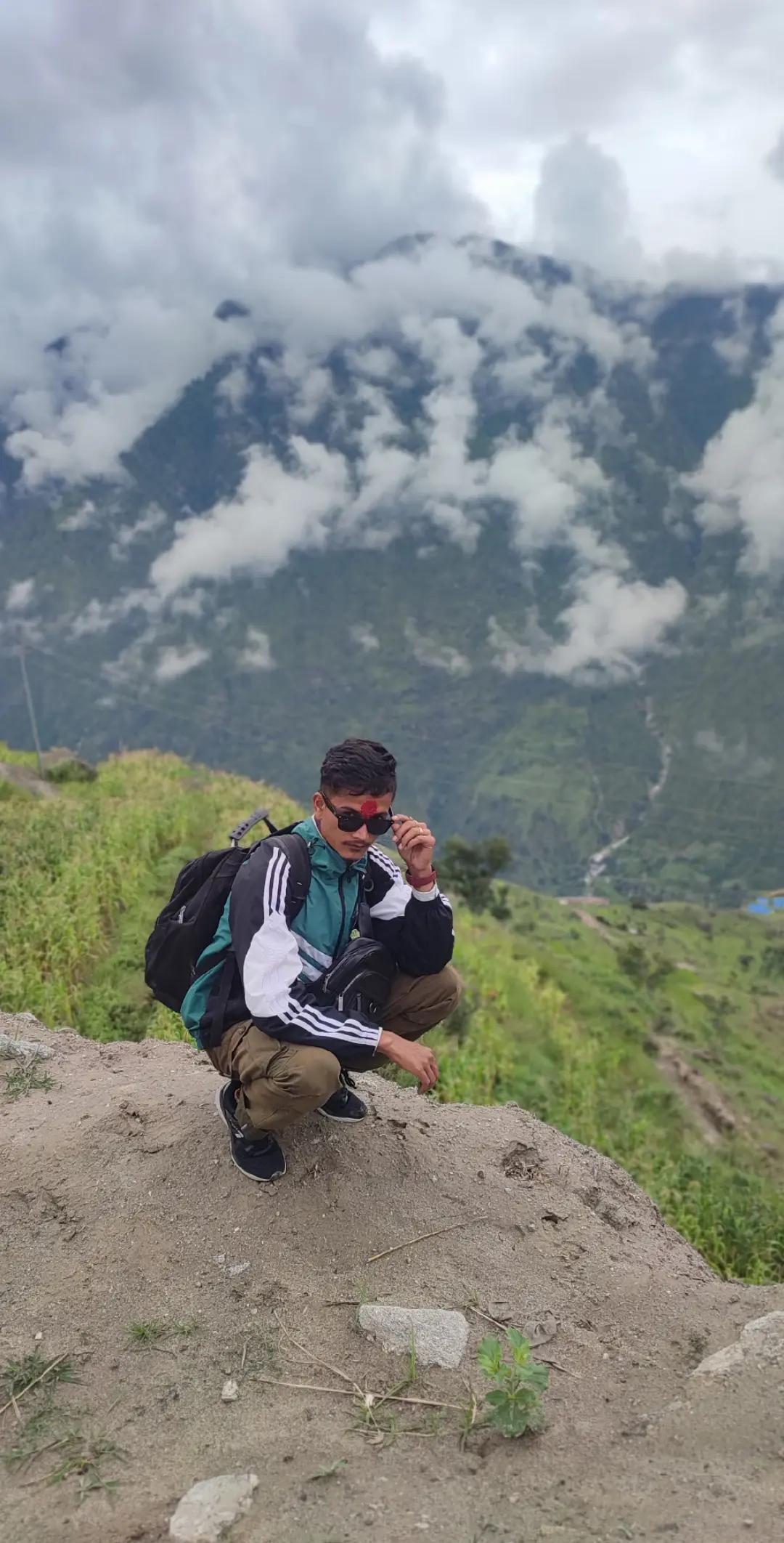 @Royal_thakuri 👑