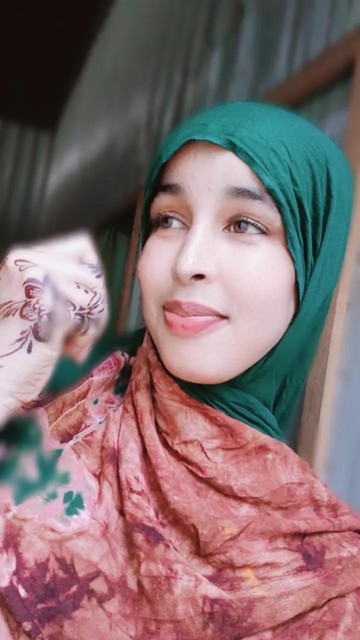 @hiba haboon🇸🇴🇬🇧