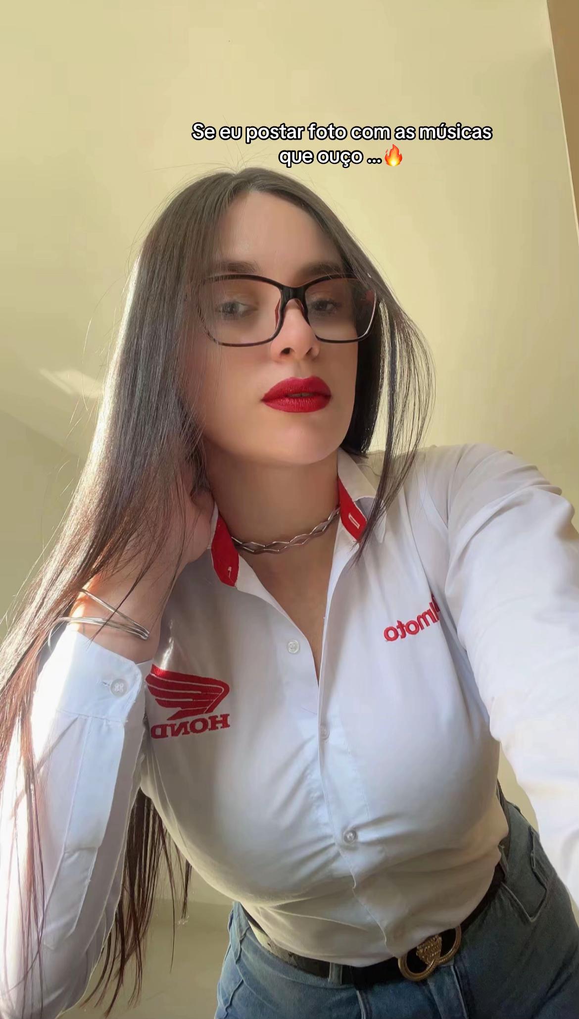 @Rosyizizhonda