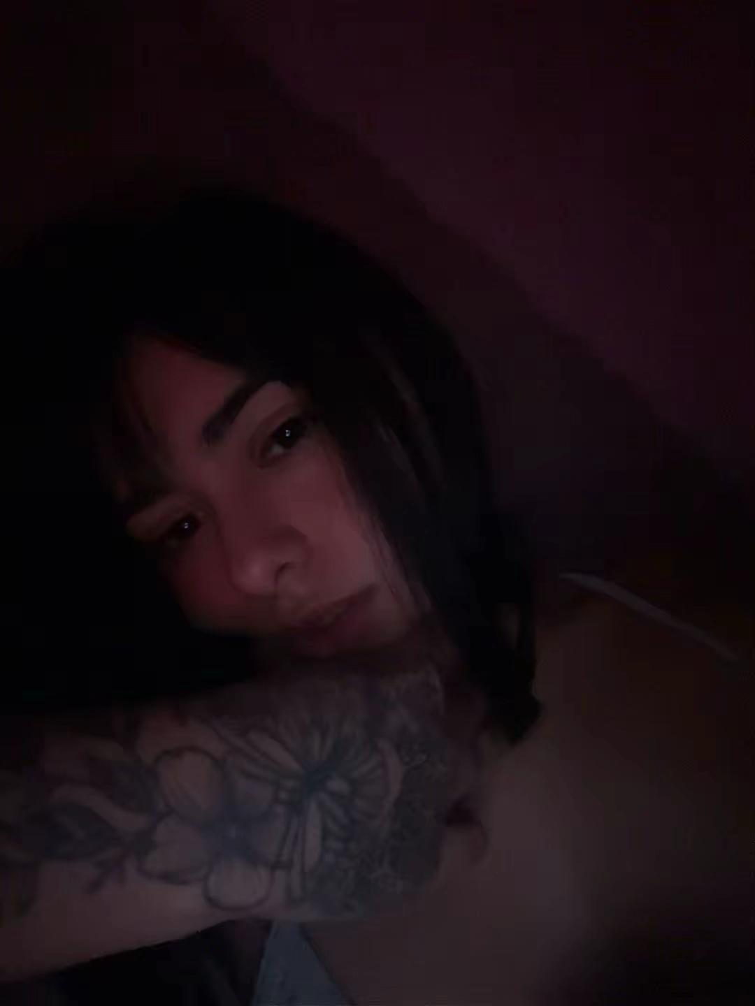 @hhiiaara
