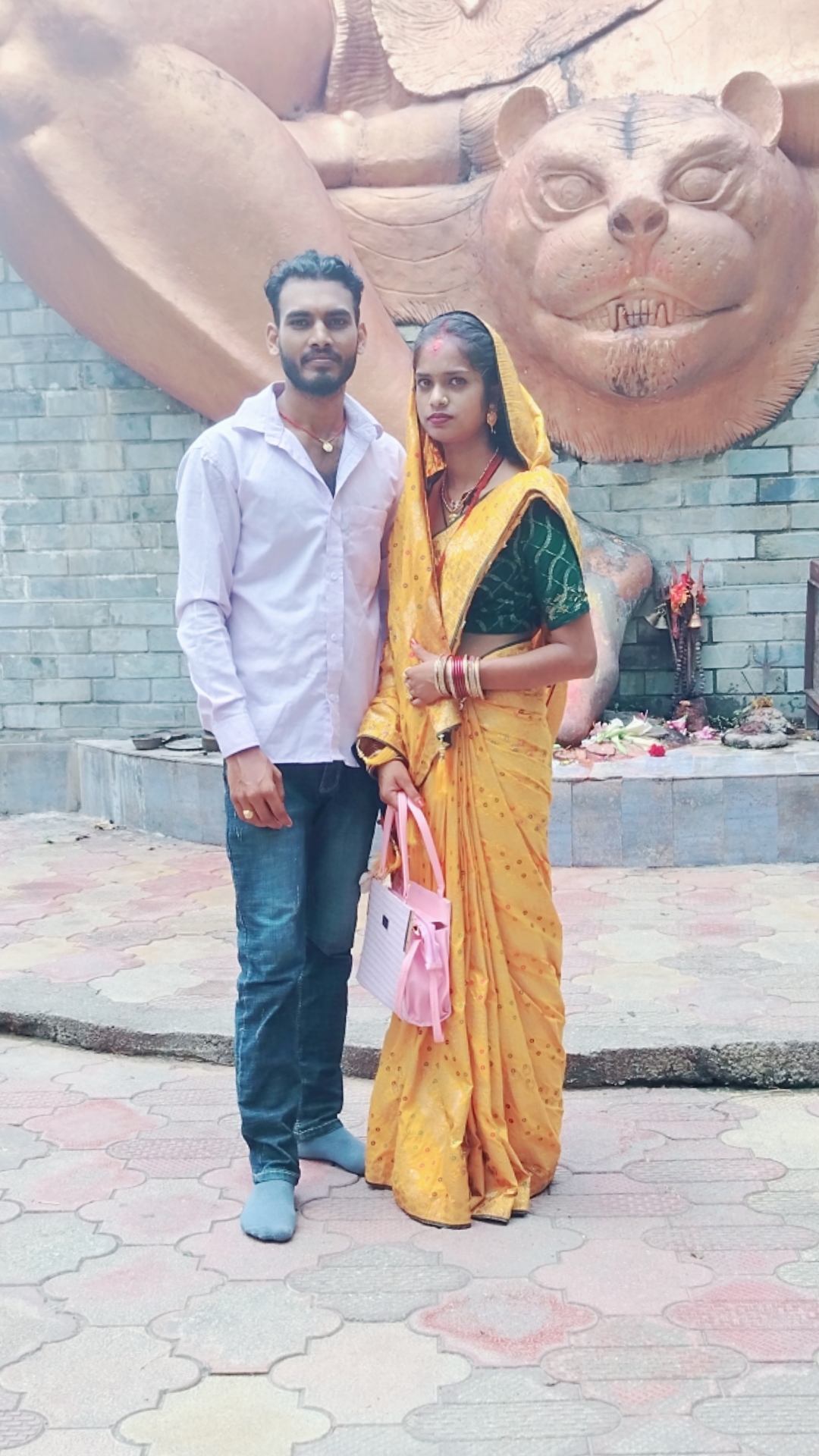 @मौर्यवन्सि🫀 बलम जि ☠️कुश्वाहा
