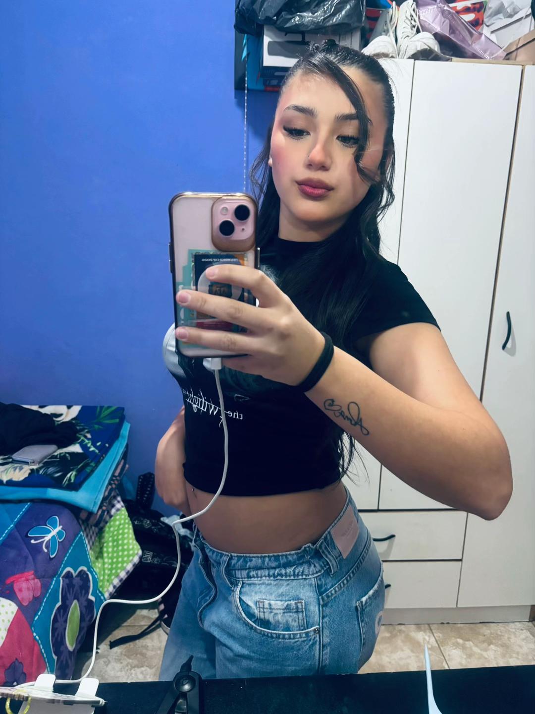 @viiii💜