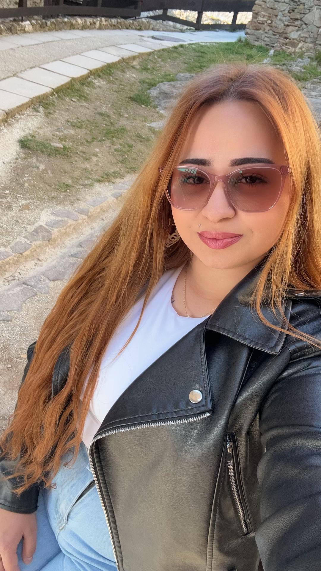 @𝐆