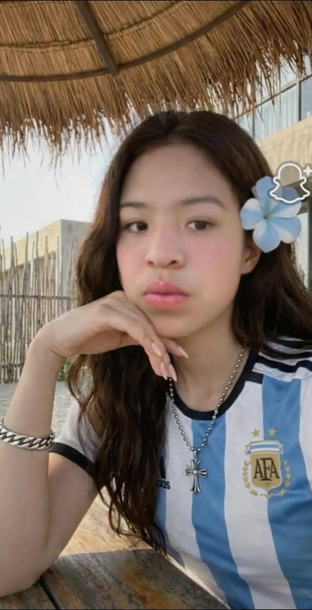 @Ana Zabala