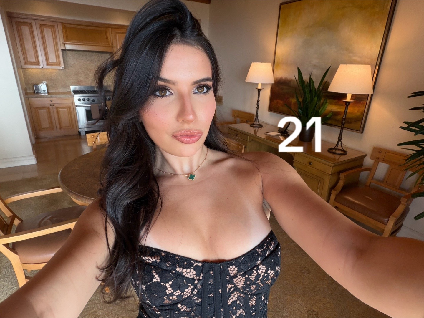 @ISABELLA ALCAINO