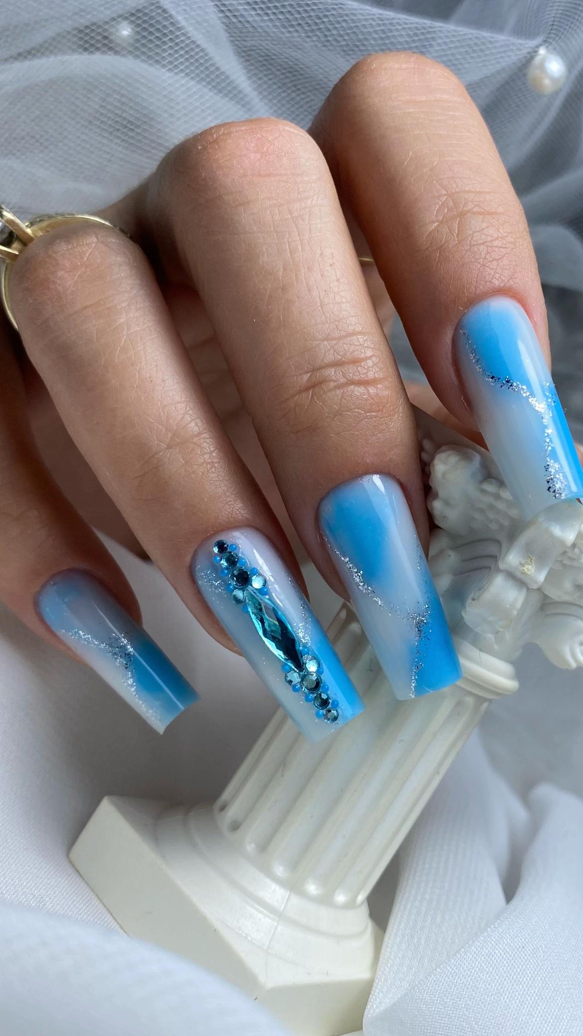@nails_elly