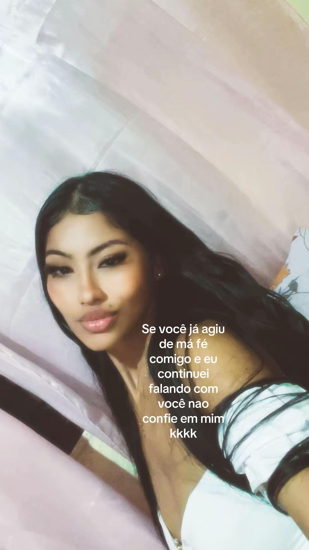 @annymoniquet