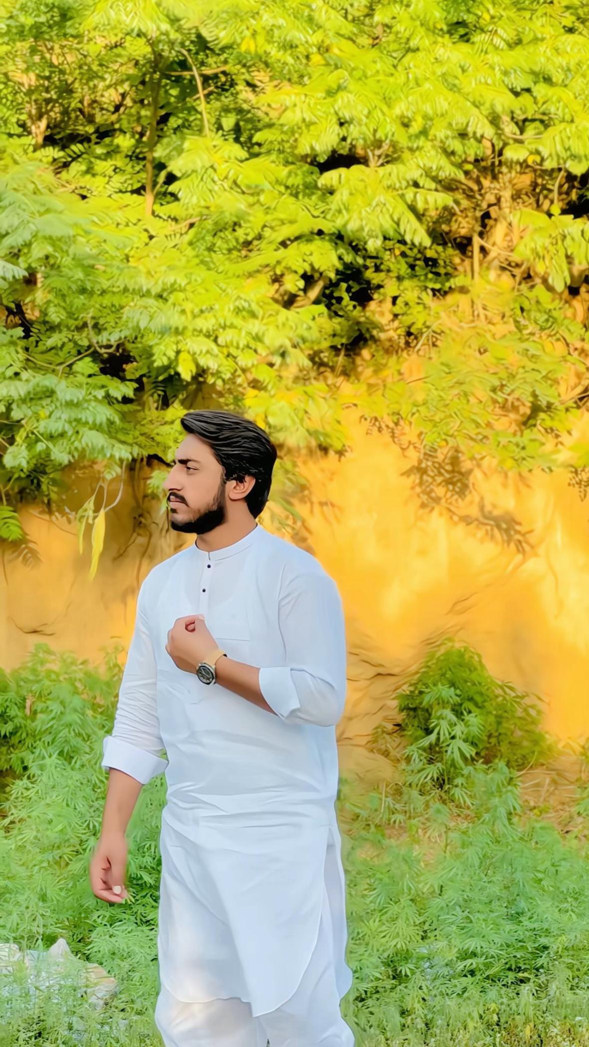@🦋 8メAMJAD😎