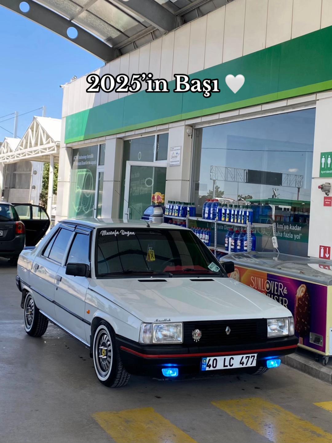 @︎︎"Mustafa"