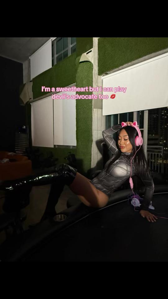@_nbee
