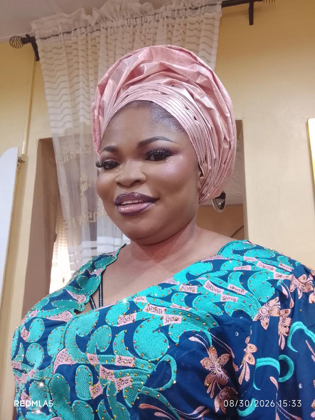 @ADEOLA 💕🥰💞
