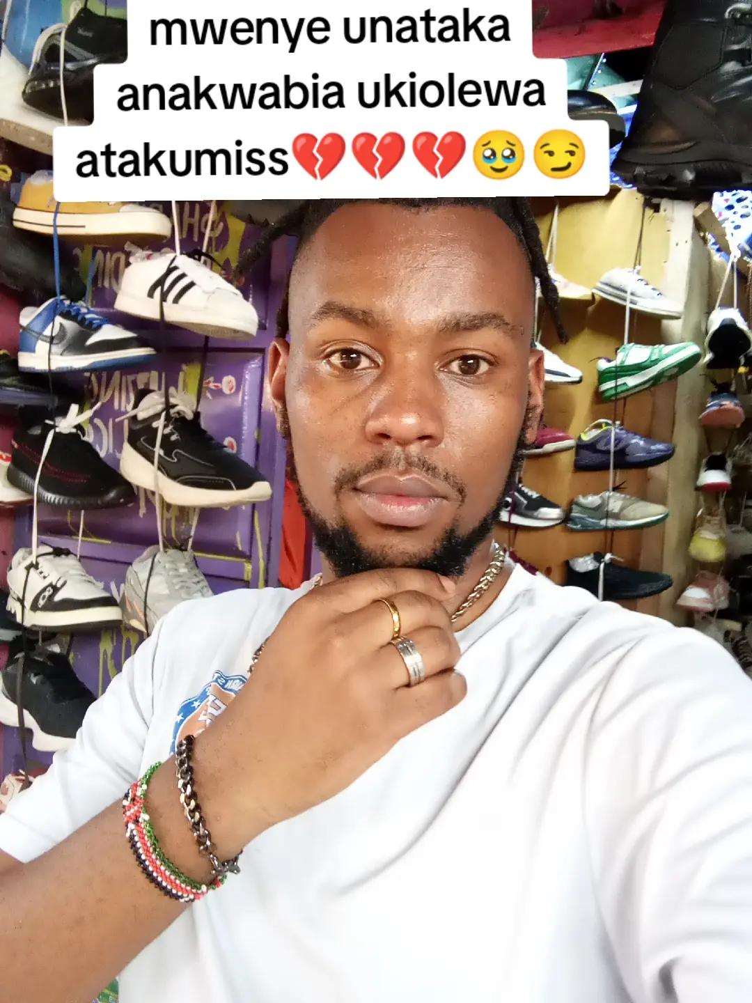 @KING 👑 OF EAST