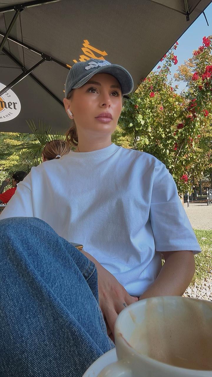 @ნინა