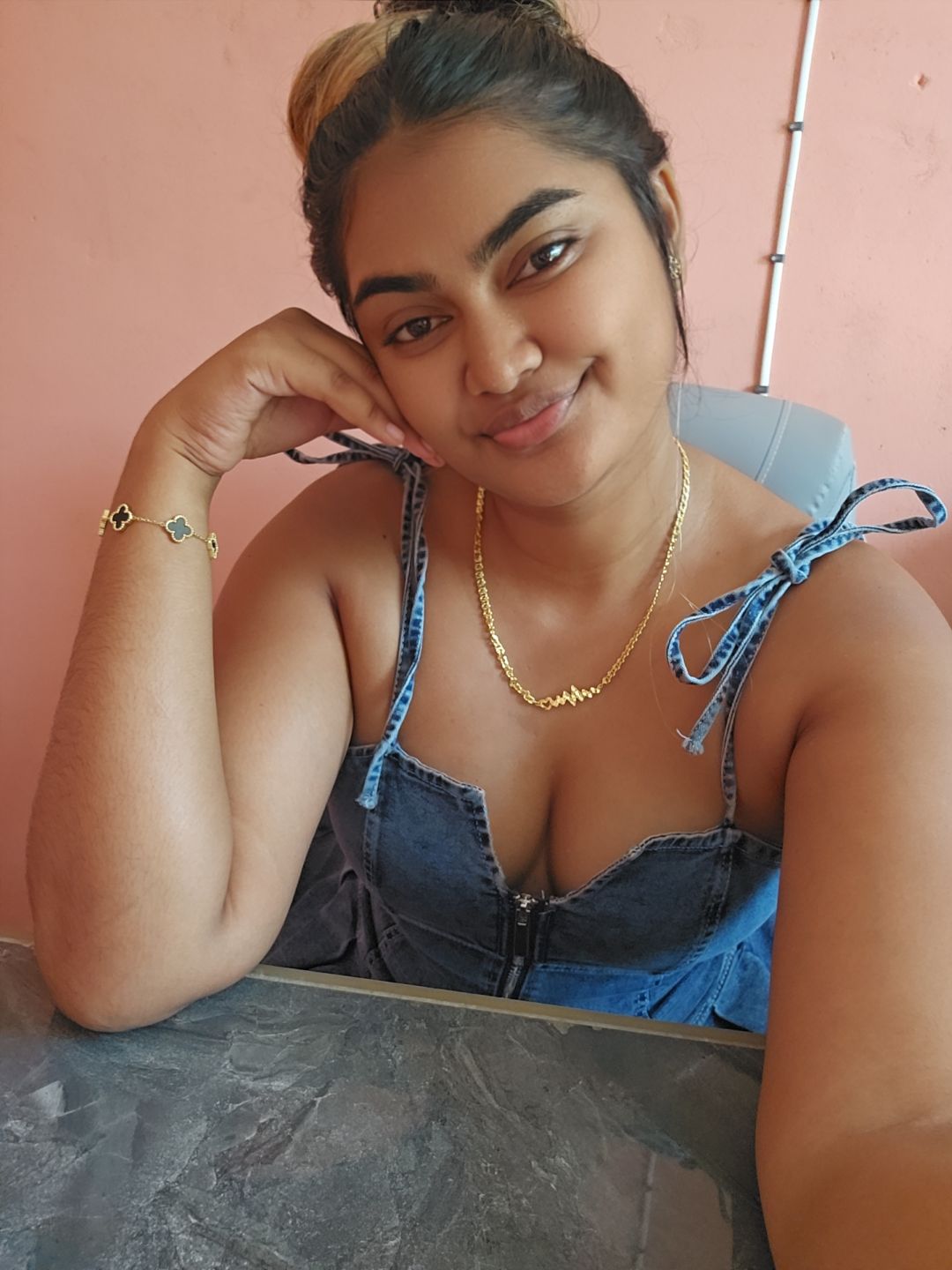 @Angile