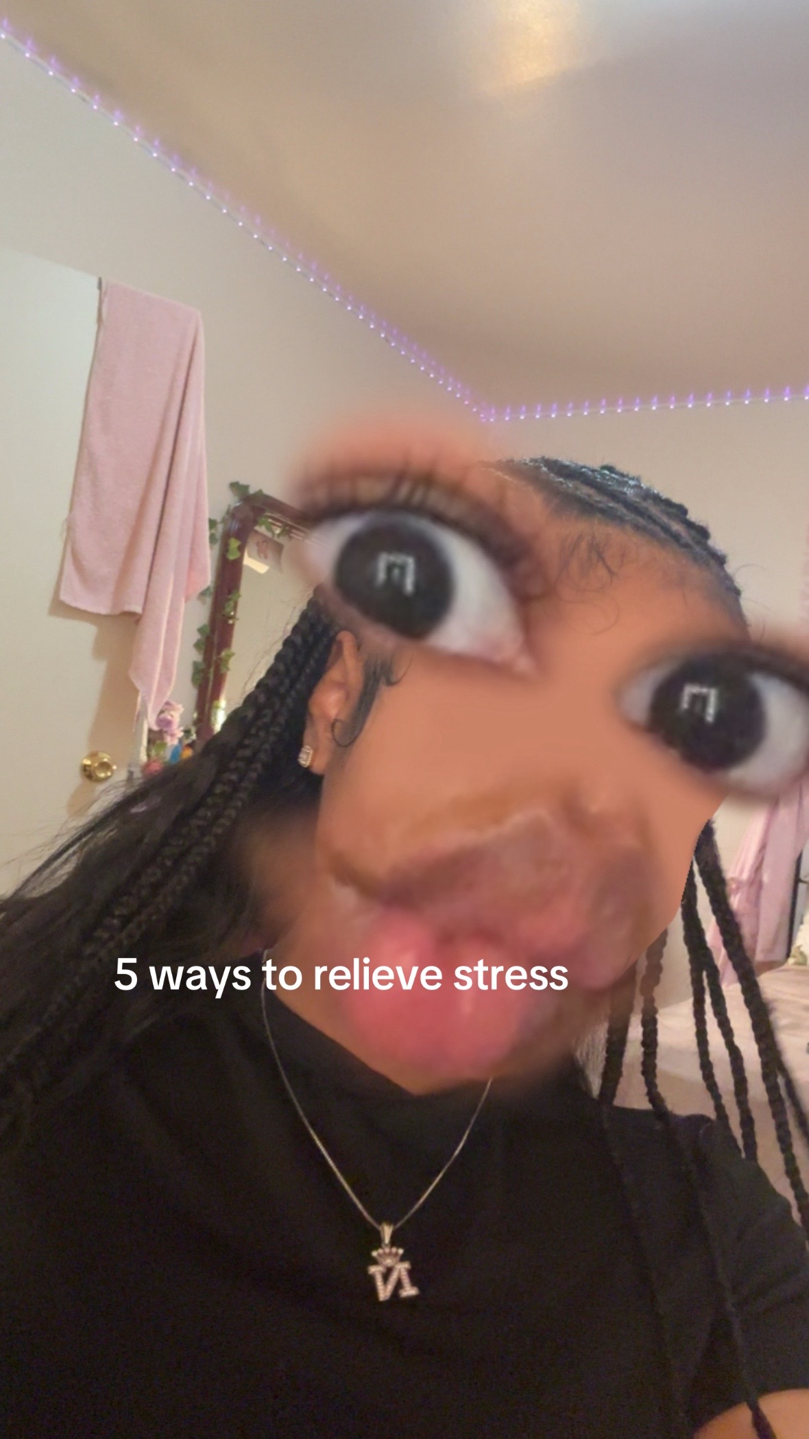 @nicole
