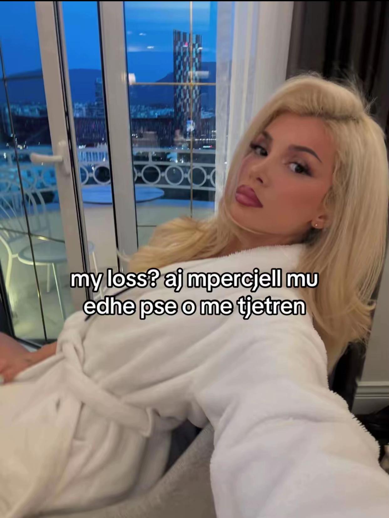 @🖤