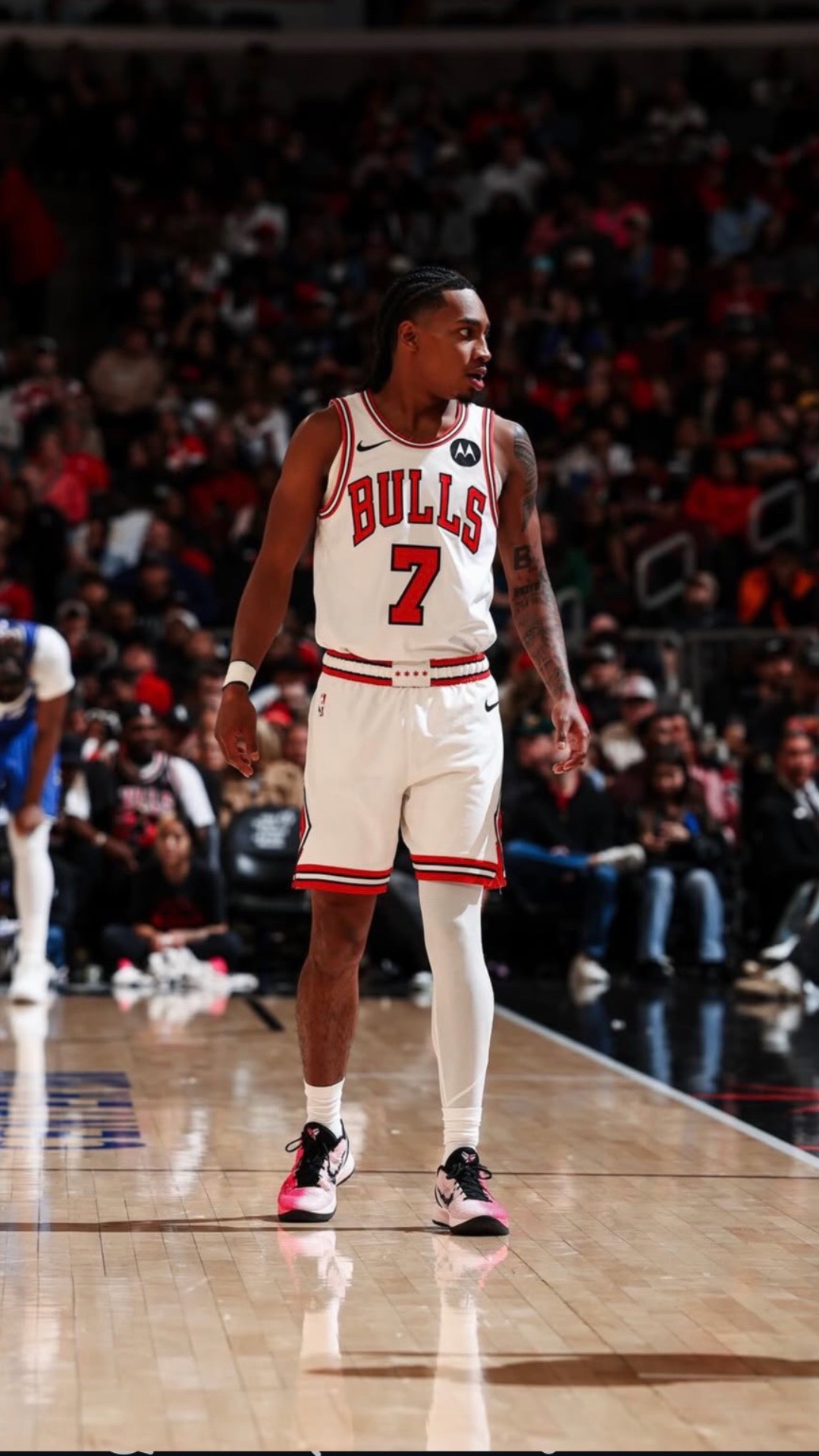 @7