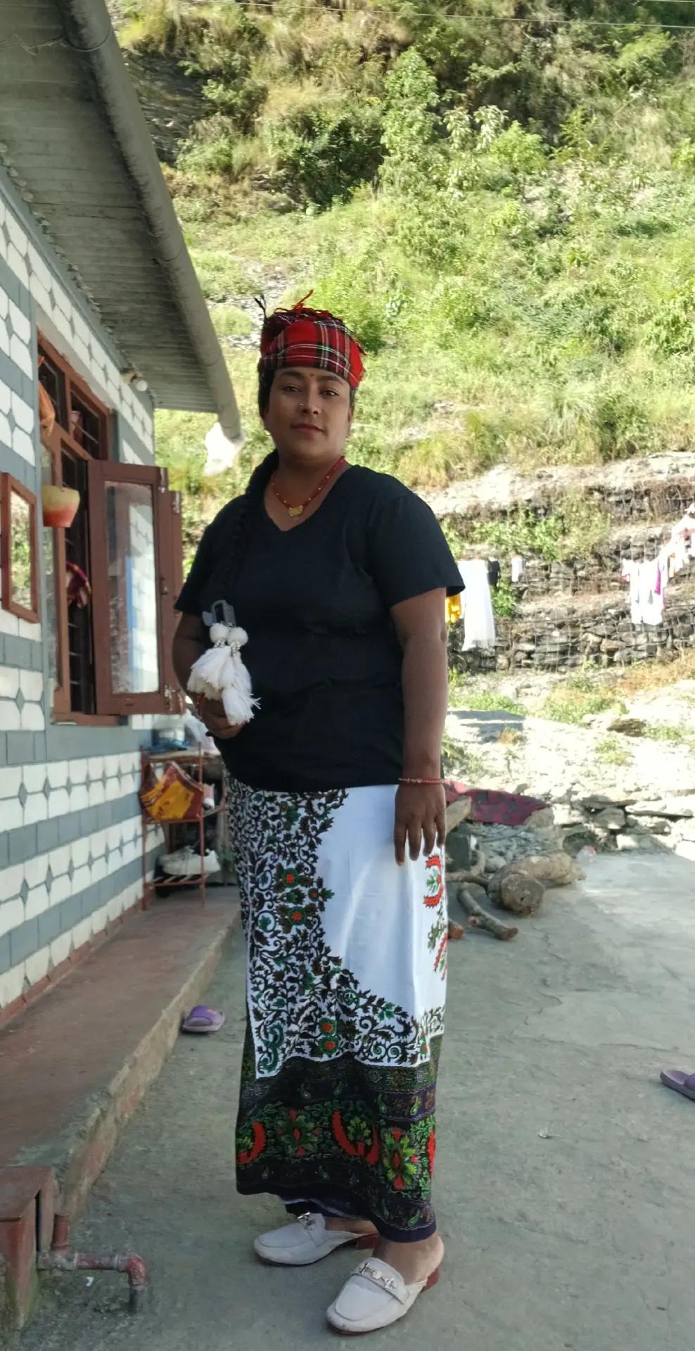@मिना मगर 💖