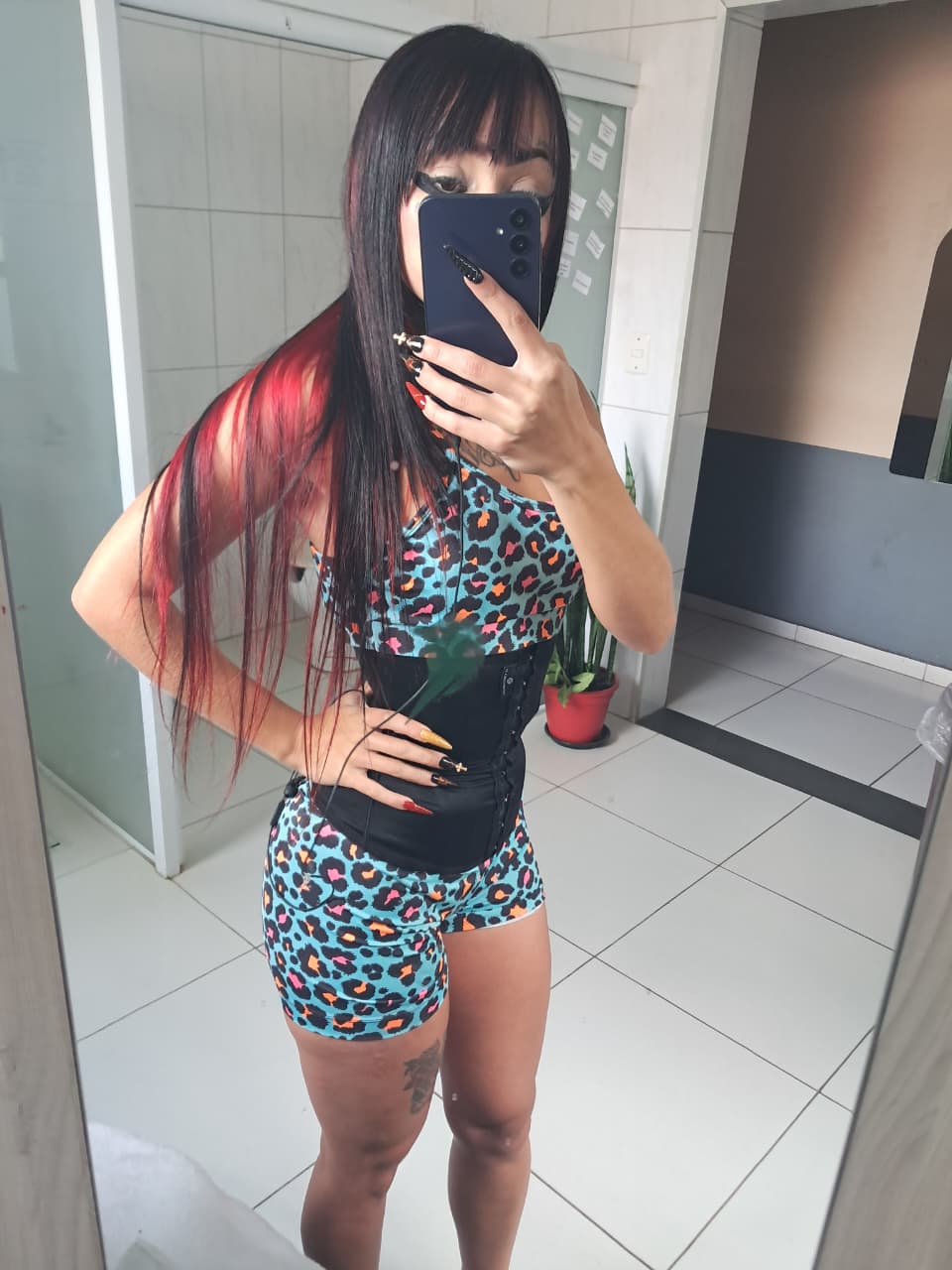 @𝑯𝒖𝒔