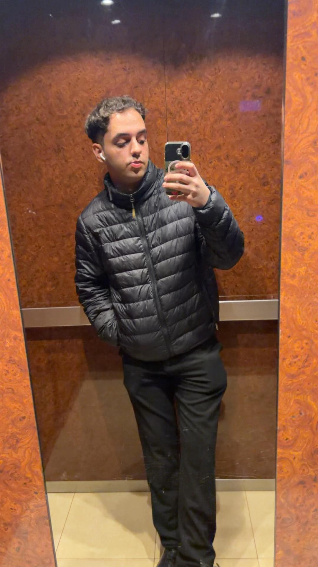 @J 🧿