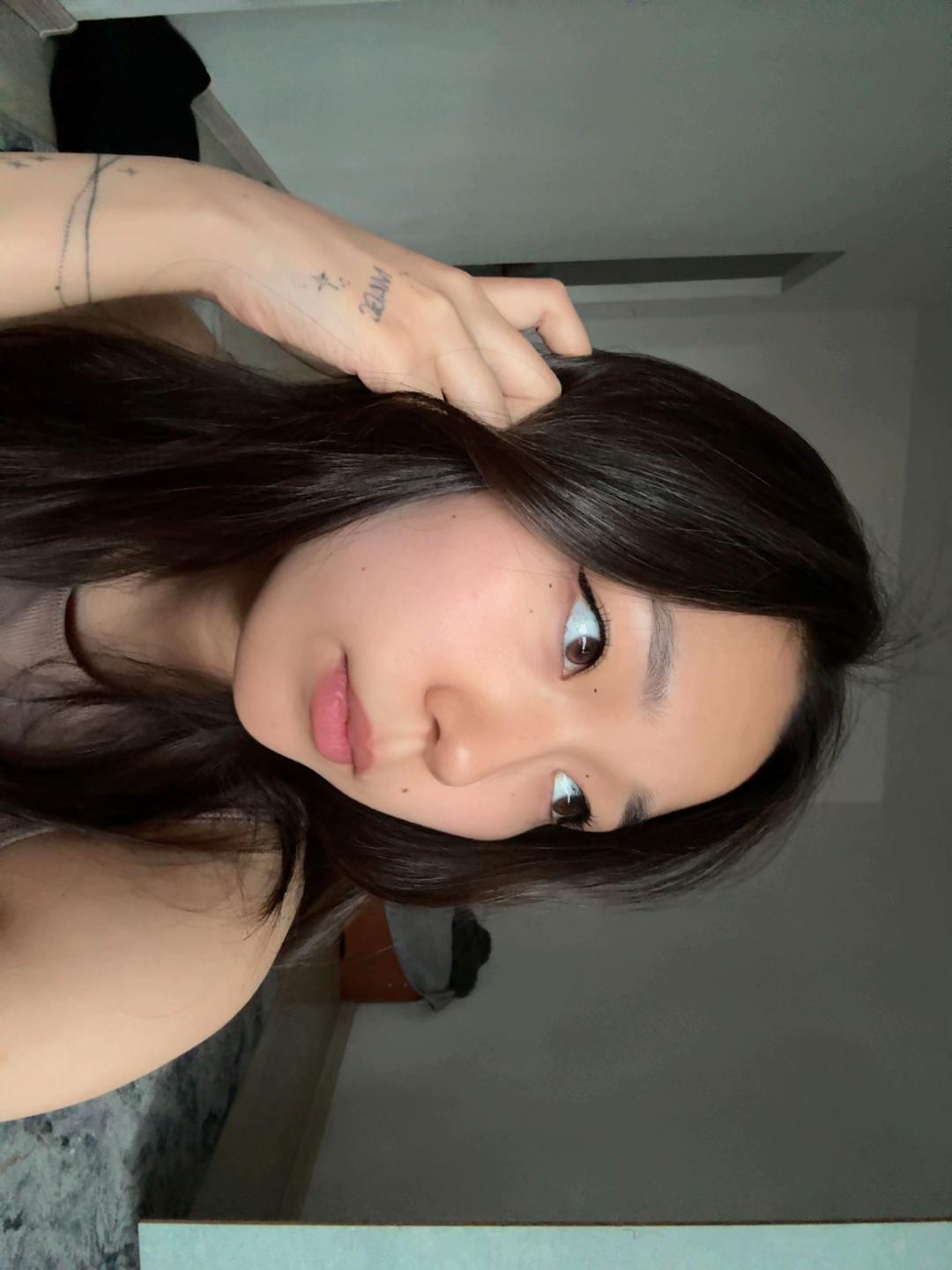 @vi.jpg