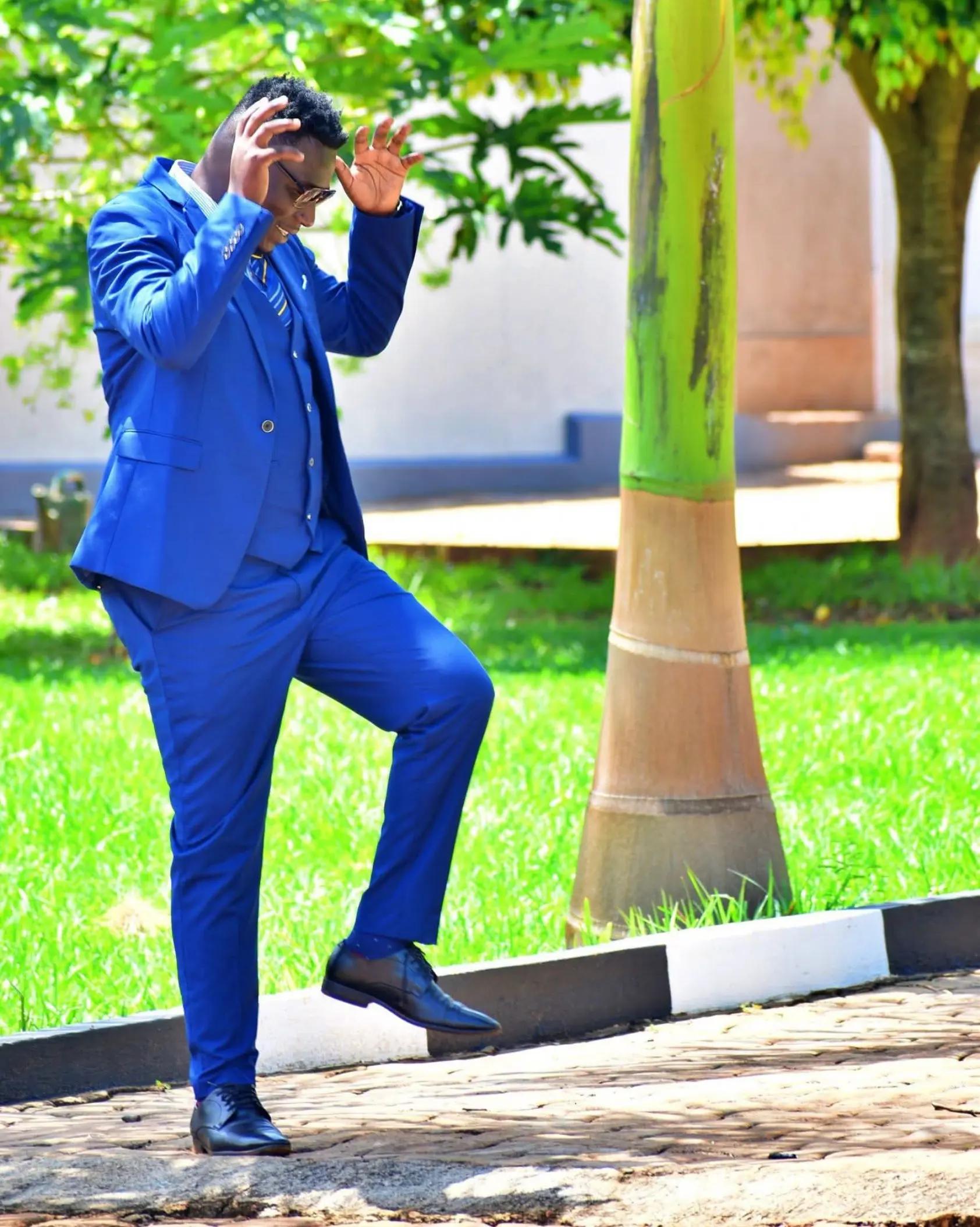 @Hezron Marwa (OFFICIAL)