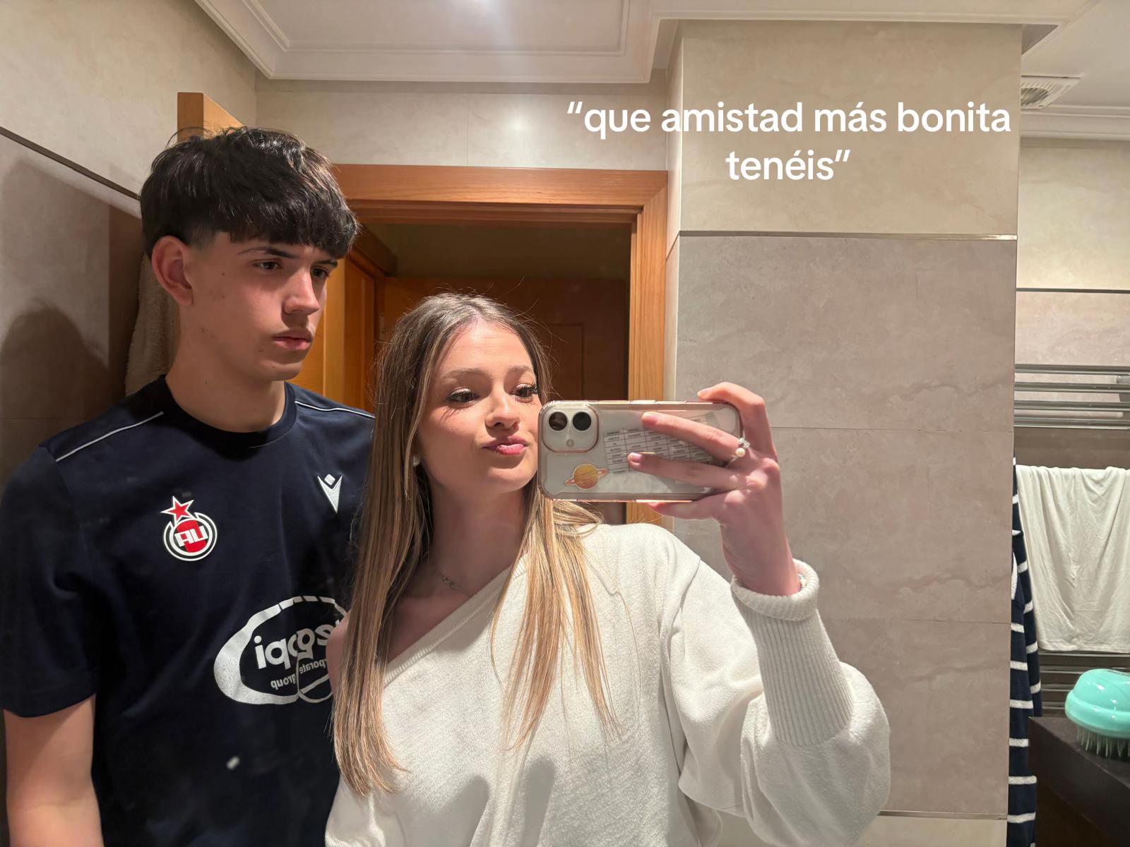 @daanielotis