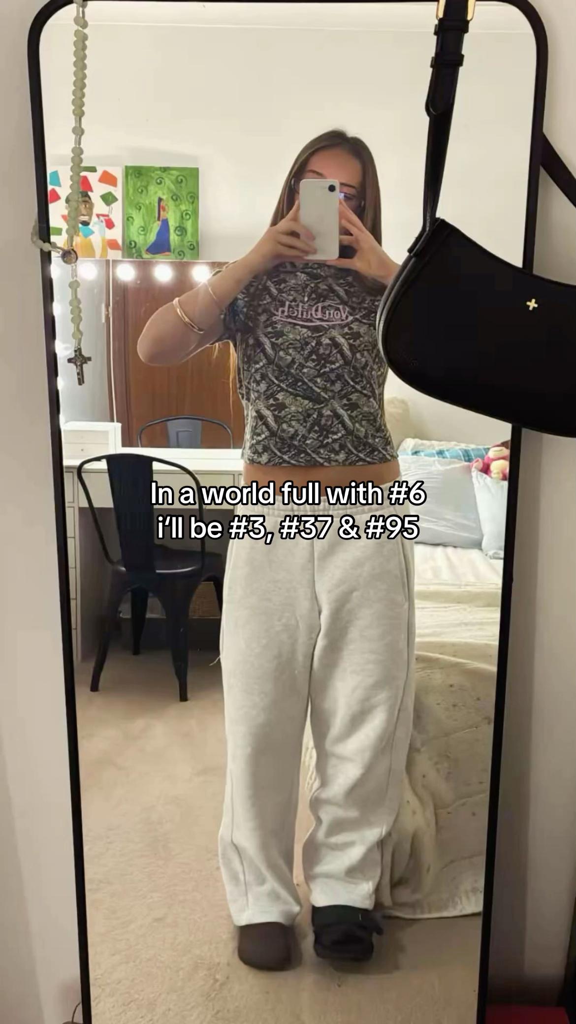 @cheeky.chyks